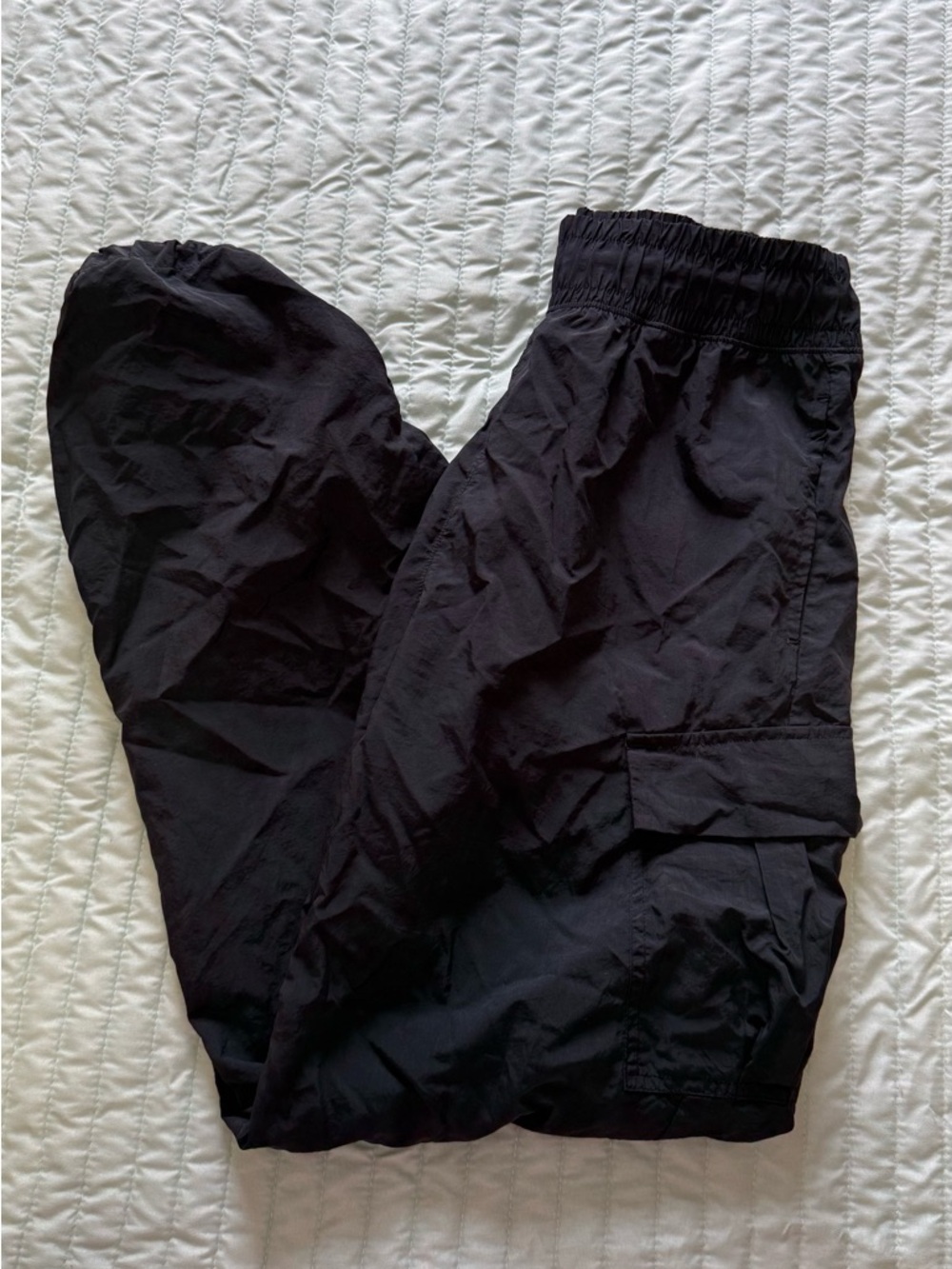 All in Motion Black Cargo Windbreaker Pants